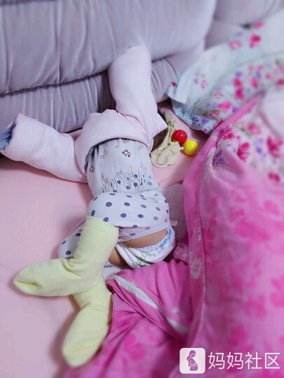 踢得一脚好被,挪得一身好床。 - 育儿你造吗