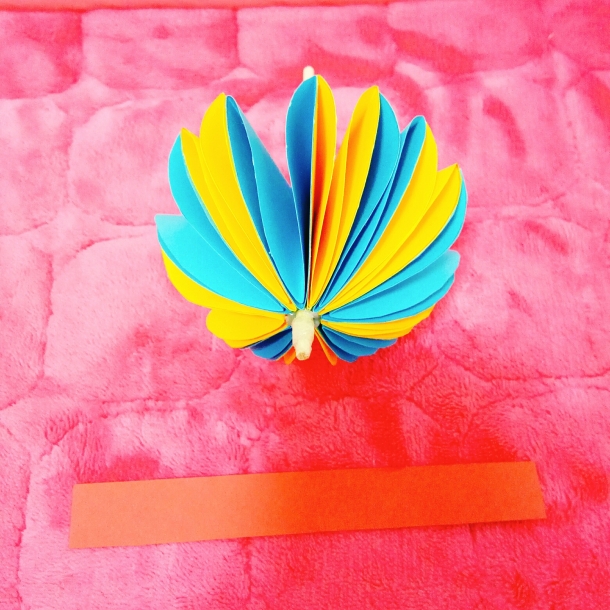 幼儿园手工制作真正的小雨伞深受小朋友们喜爱