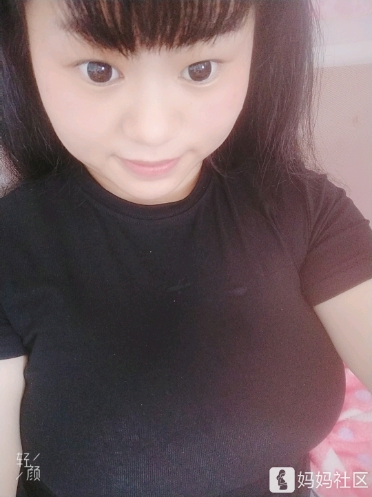 哺乳期这胸成了炸弹[[emoji:💣]]