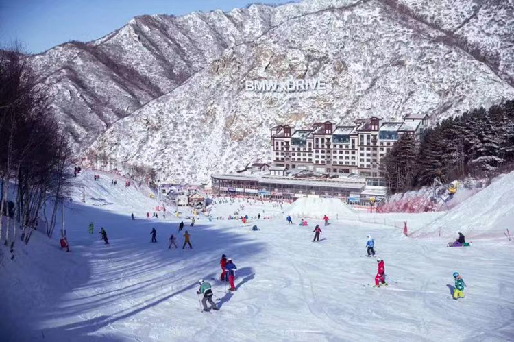 崇礼万龙滑雪场国际公寓