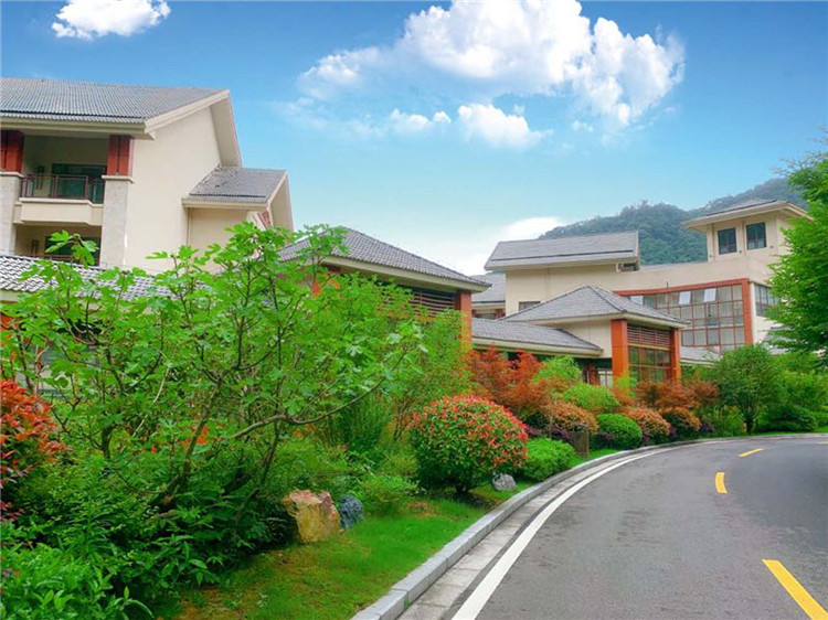 【亲子游乐】299元住黄山太平湖阿尔卡迪亚阳光度假酒店!